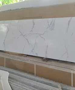 đá lamar trắng vân mây