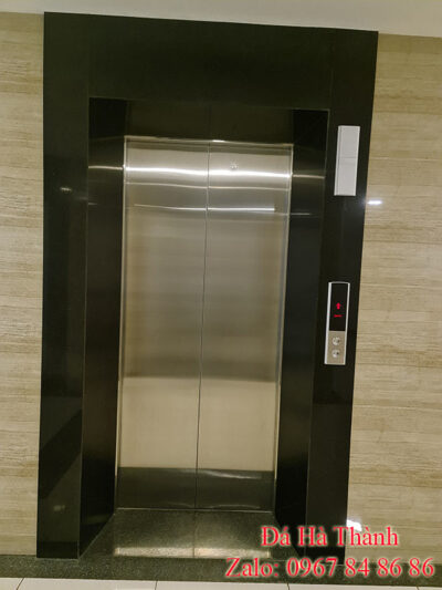 Đá hoa cương đen ốp thang máy tại Hà Nội