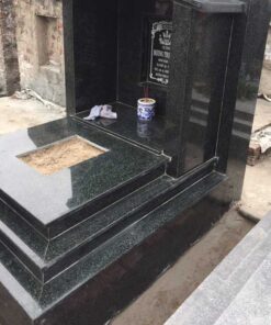 Mộ ốp đá kim sa tại Hưng Yên