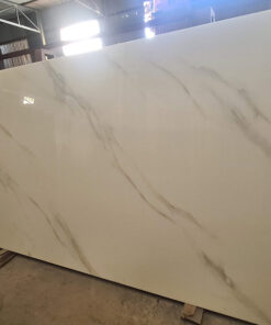 Đá nhân tạo trắng sứ vân mây