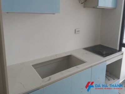 Thi công đá nhân tạo ốp bếp tại chung cư iris Gaden Phố trần hữu dực